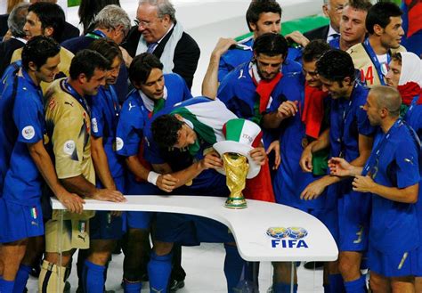 ايطاليا تفوز ب كاس العالم